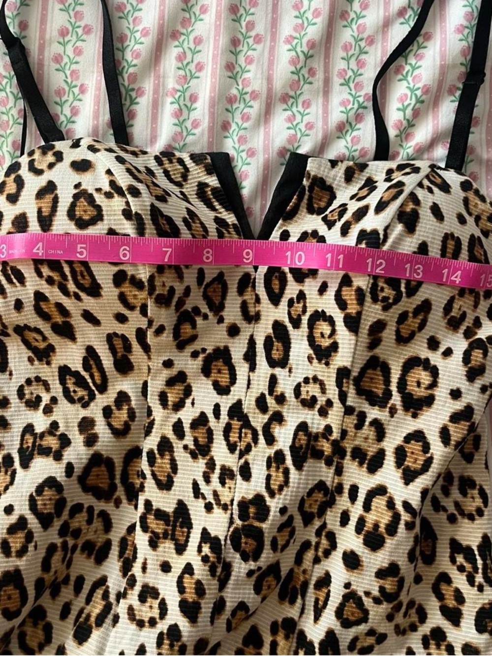 Guess Leopard-Print Bustier Cami with Black Straps - Picture 4 of 6